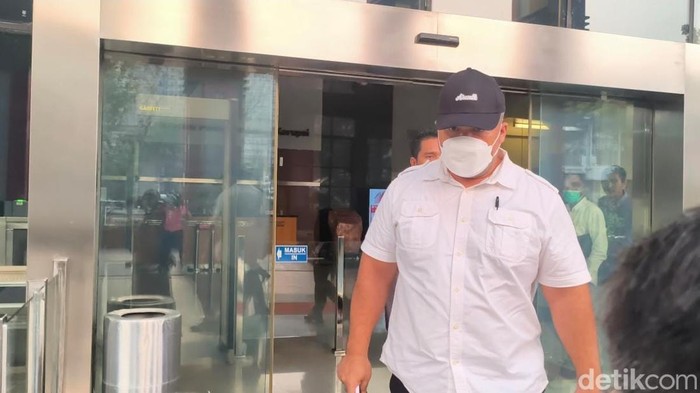 Eks Karo Humas Kemnaker Sunardi Sinaga Irit Bicara Usai Diperiksa KPK soal Kasus Sertifikasi K3